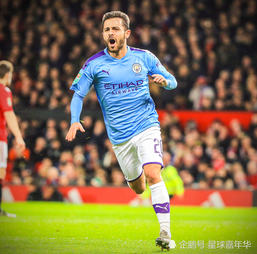 记者：李国旭参加国足主帅选聘不是秘密，一个多月前就在准备（记者称：李国旭竞聘国足主帅非秘密，筹备已逾一个月）