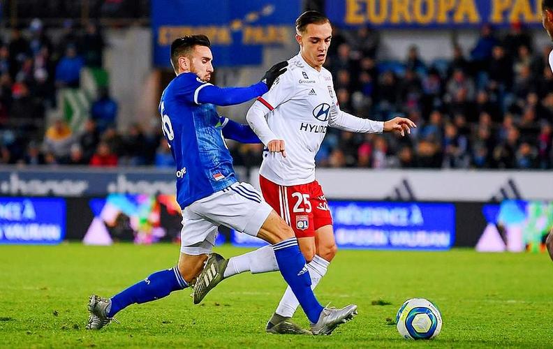 王曼昱横扫李恩惠，孙颖莎等人观摩学习，蒯曼混双横扫韩国组合