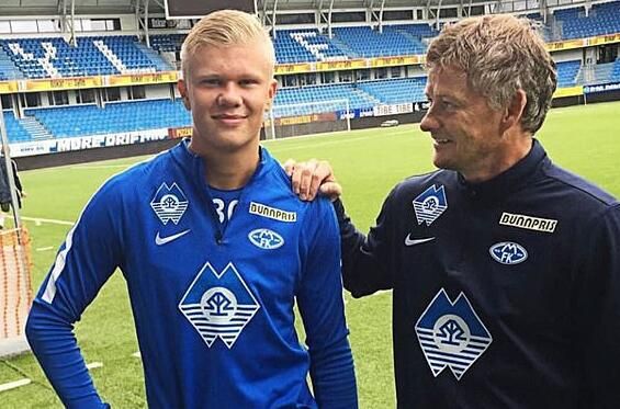 东体：邵佳一在推进国足新老交替过程中需要打造“嫡系部队”（东体：推进国足新老更替，邵佳一需组建自己的核心班底）