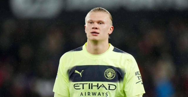 英媒：桑德兰向贡多齐报价2500万欧元，并密切关注小贝林