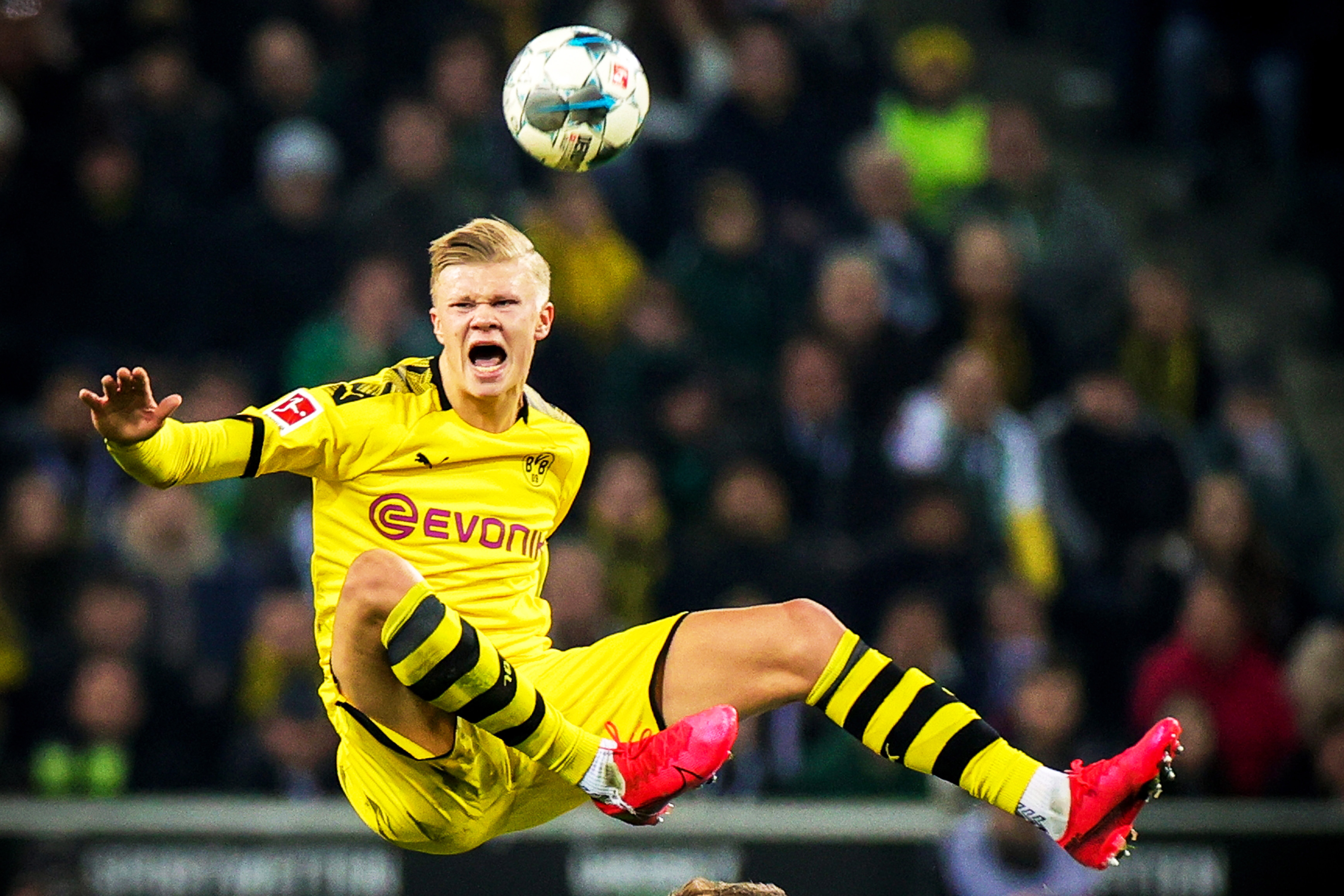 湖人斯马特谈伤势：就是背部痉挛，属于多年积劳造成的损耗