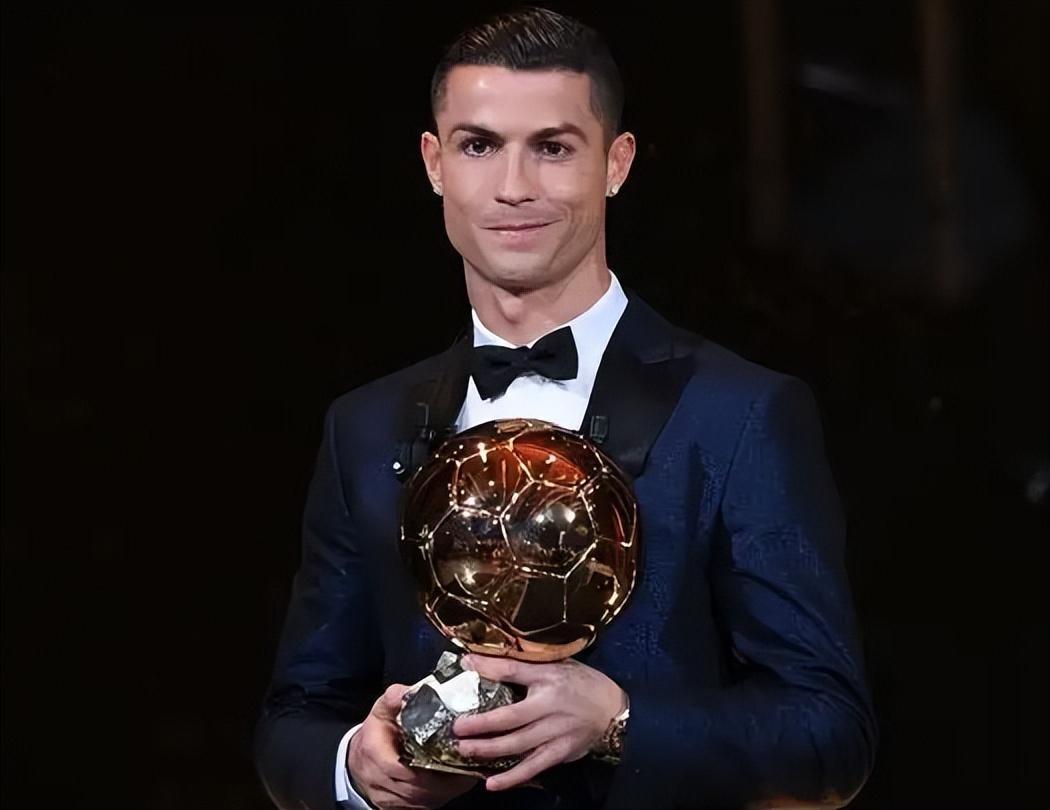 聊了什么？阿隆索欧冠赛后与弗林蓬进行了14分钟秘密会谈（欧冠赛后阿隆索与弗林蓬密谈14分钟，内容仍成谜）