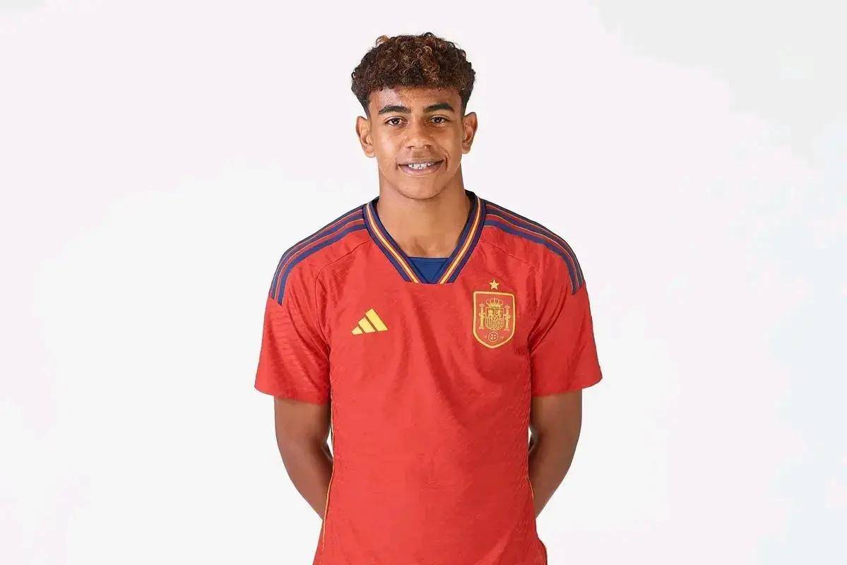 津门虎主力中锋将在12月31日来到申花！未来有望被重用，值得期待（津门虎主力中锋将于12月31日抵达申花，未来有望获重用，值得期待）